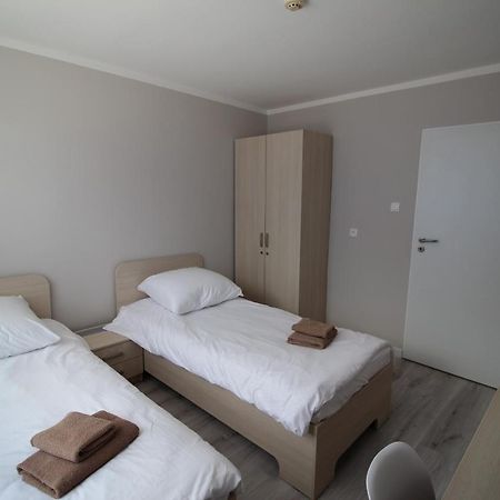 Pod Kominem Pokoje I Apartamenty Brzezie  Exterior foto